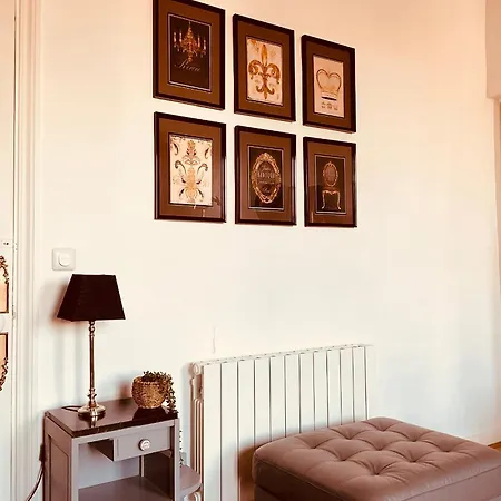 Raconte-moi Histoire Apartmán